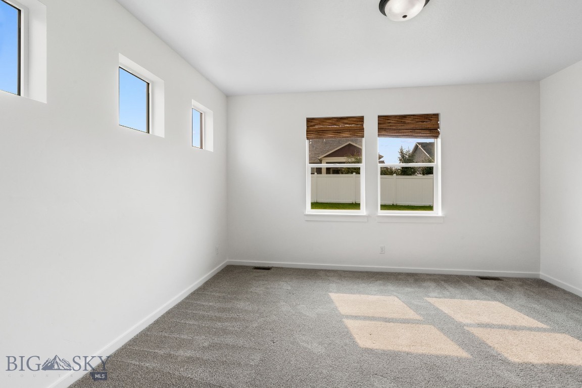 675 Stewart Loop