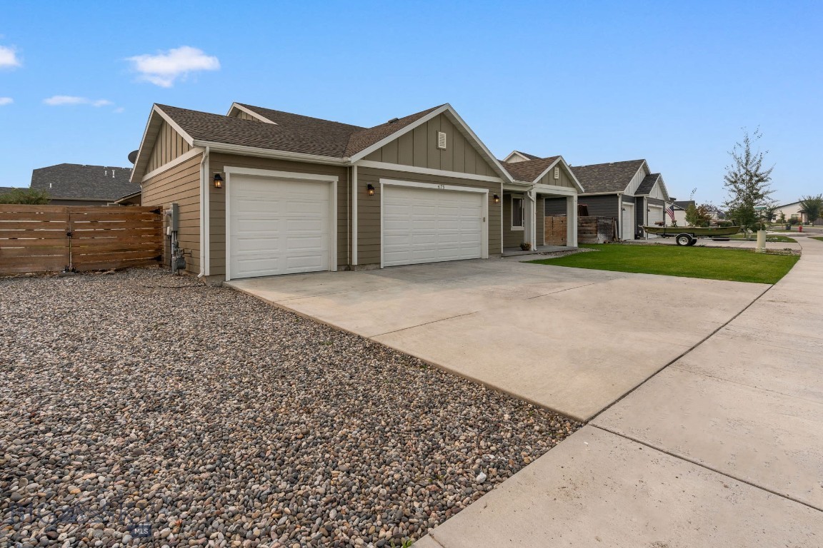 675 Stewart Loop
