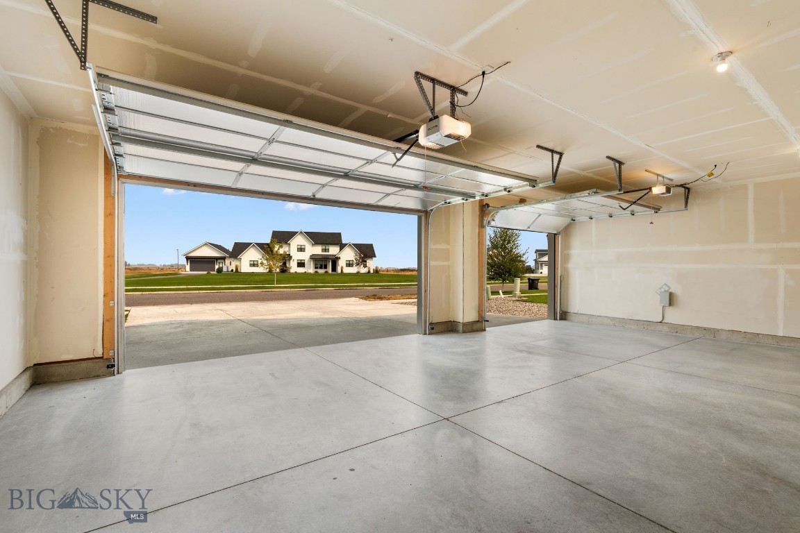675 Stewart Loop