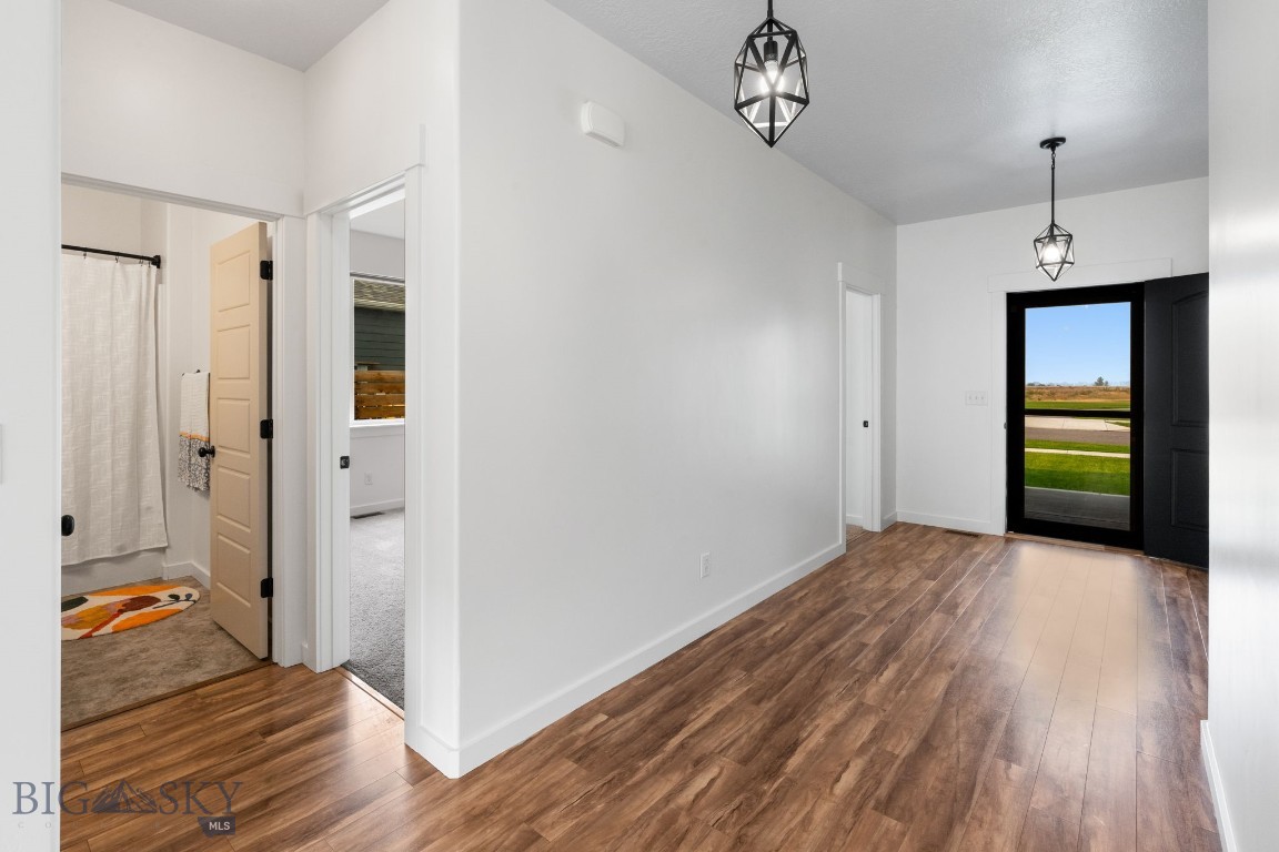 675 Stewart Loop