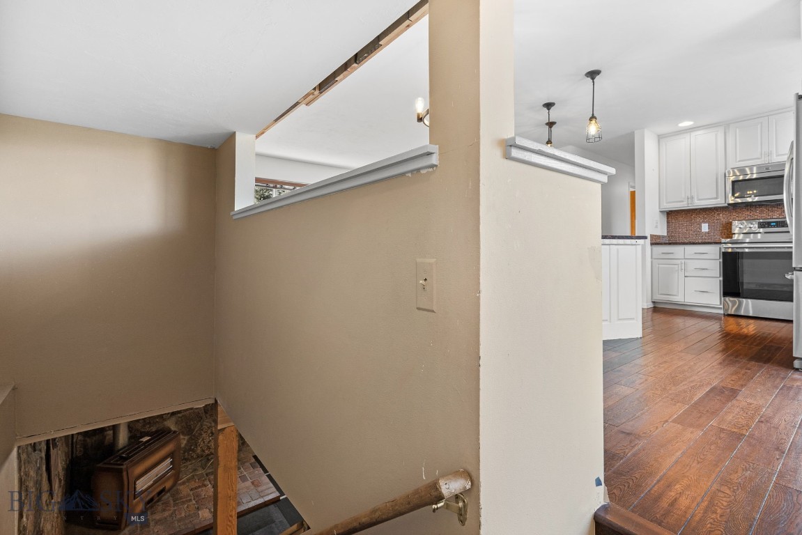 205 W Southview Avenue