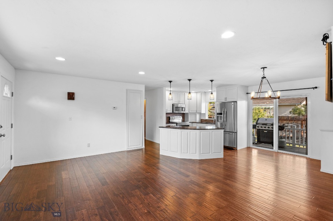 205 W Southview Avenue