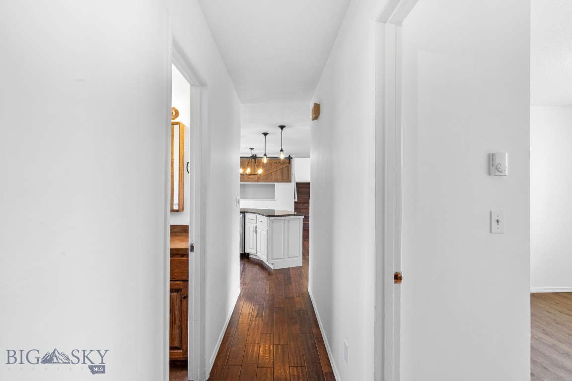 205 W Southview Avenue