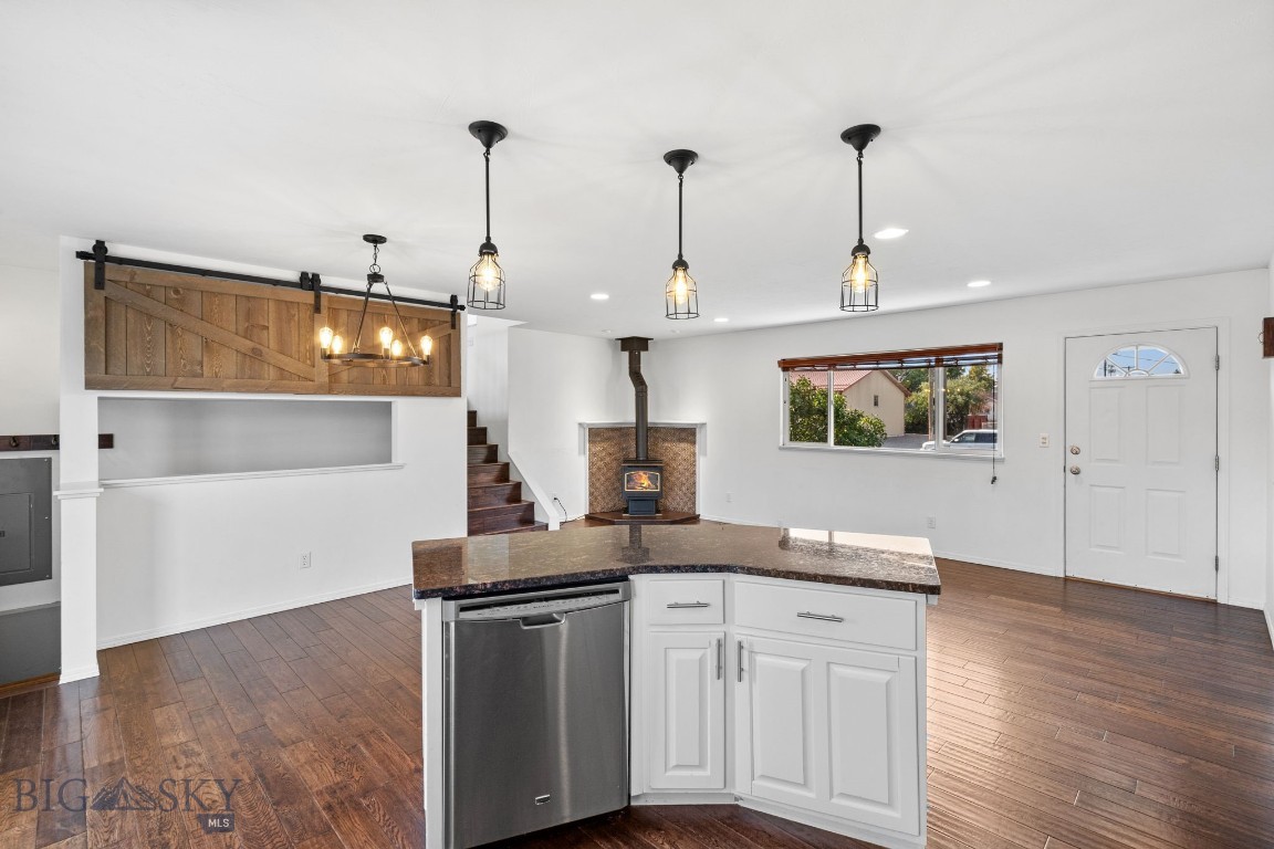 205 W Southview Avenue