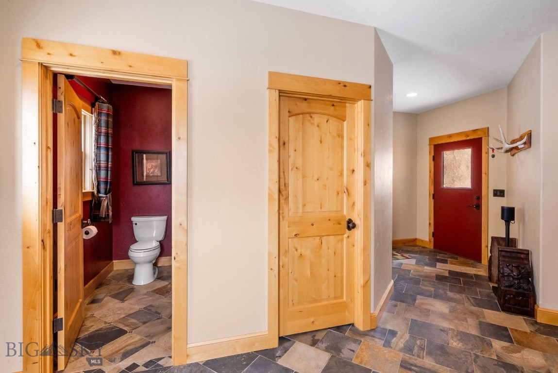 181 Brass Lantern Court