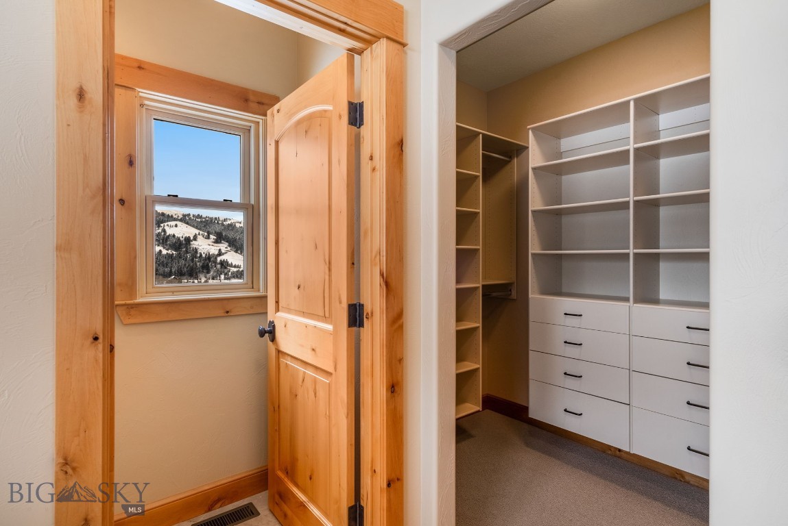 181 Brass Lantern Court