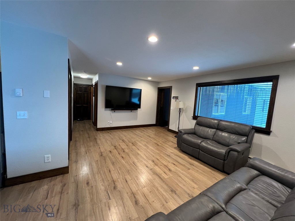 169 & 167 Grizzly Bear Loop