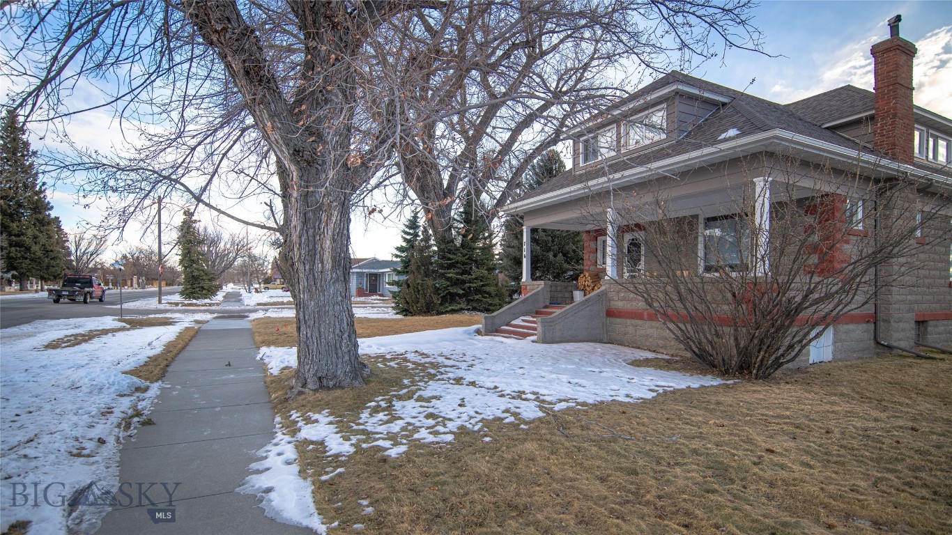 716 Mcleod