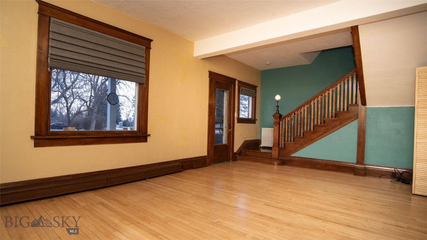 716 Mcleod