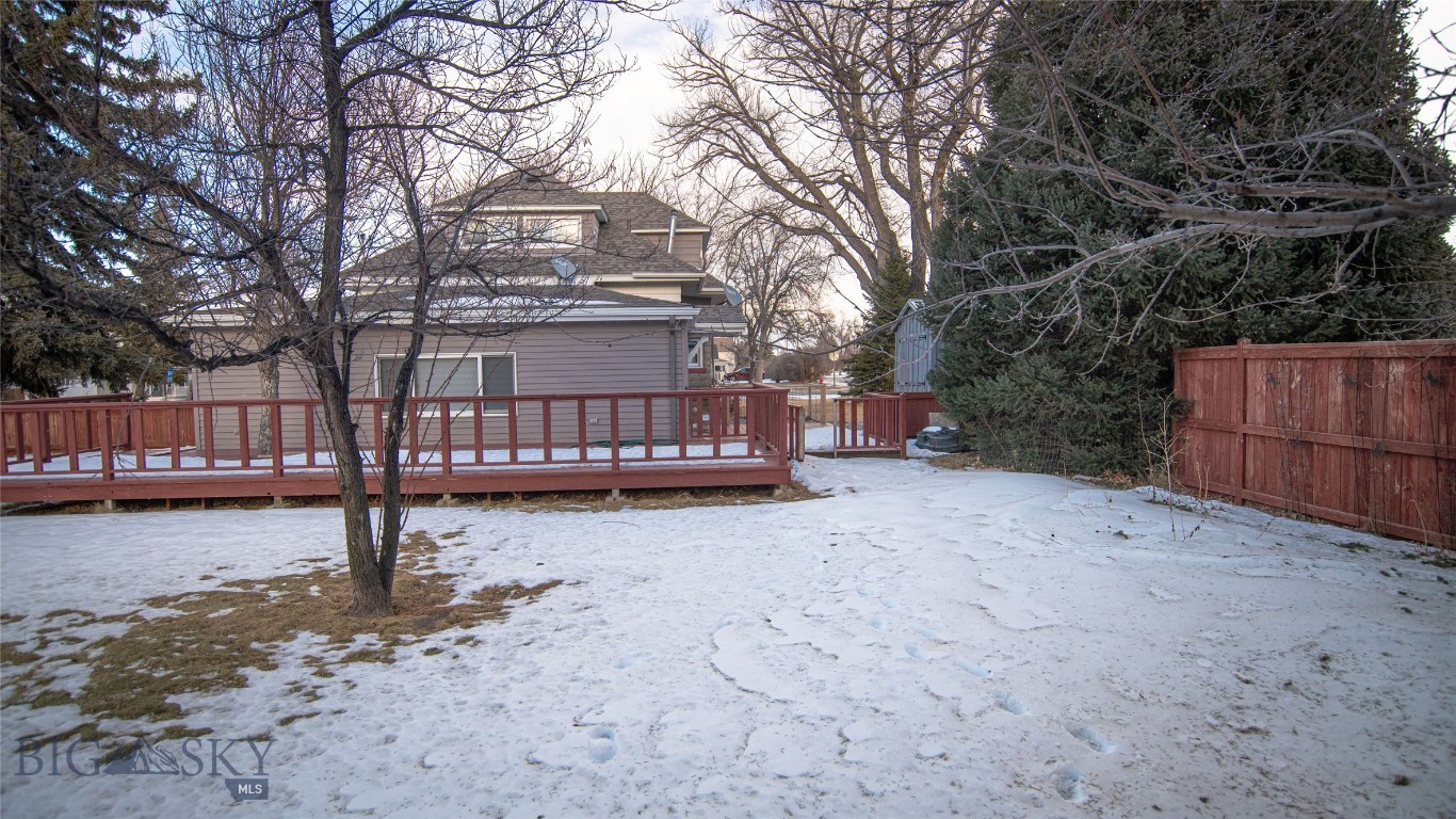 716 Mcleod