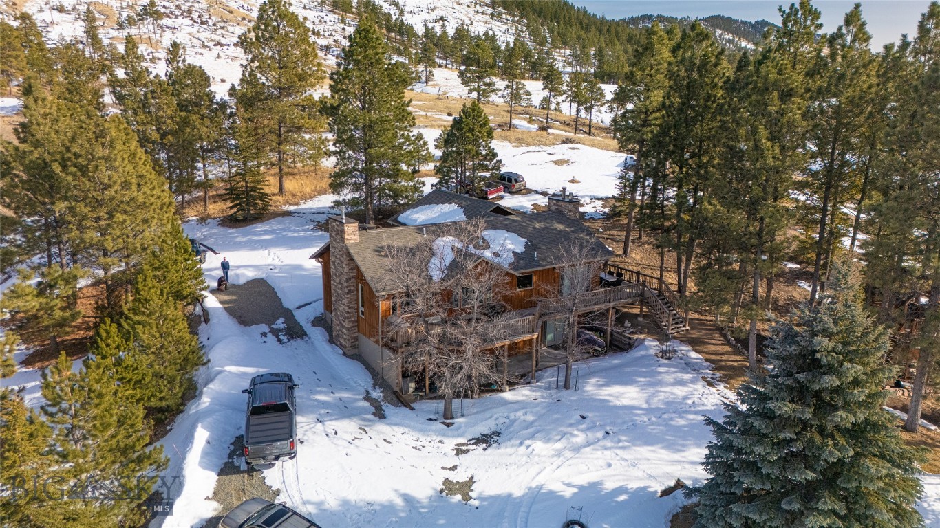 3465 Pine Hills Drive