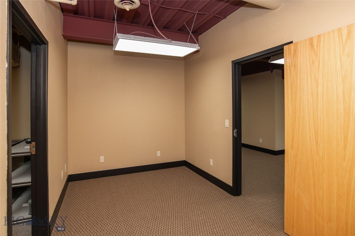 3701 Trakker 1F / 1G