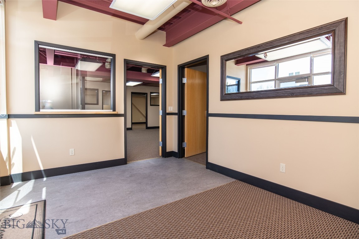 3701 Trakker 1F / 1G