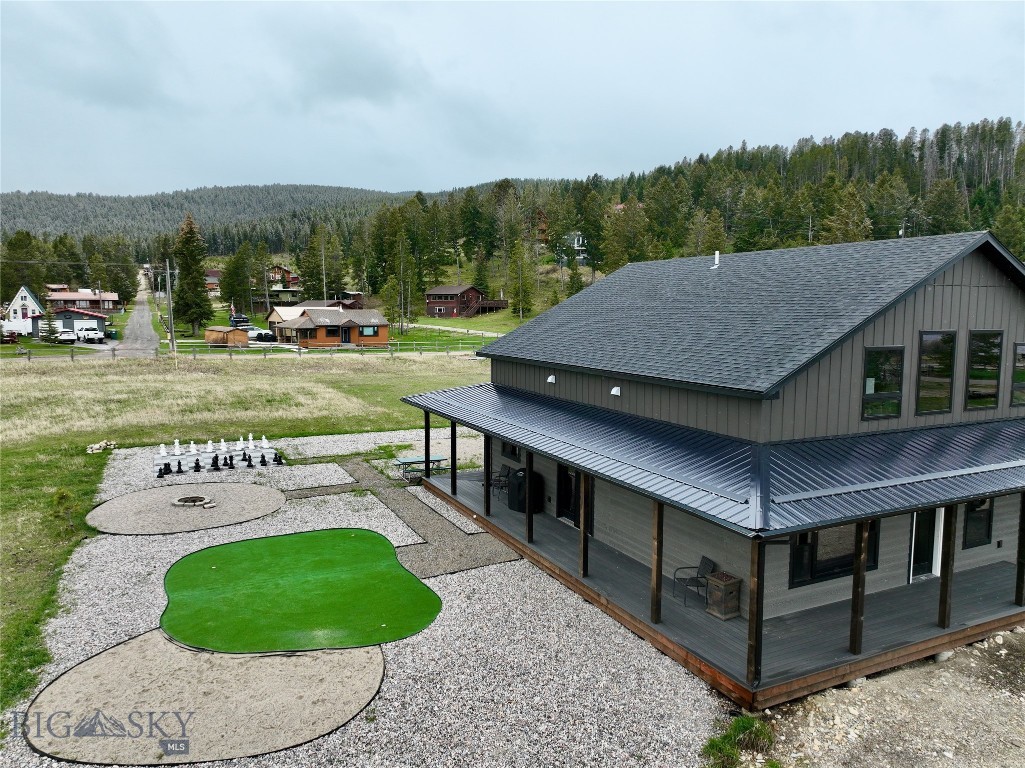 5 Fox Trail Way