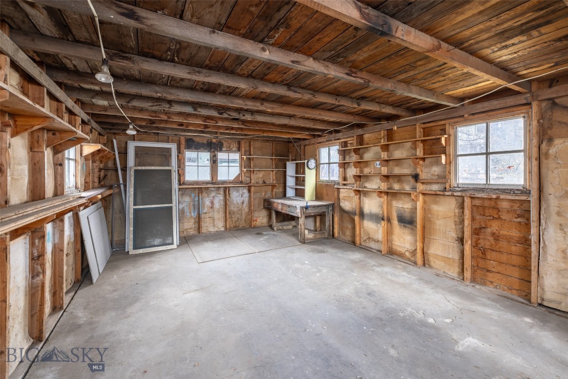 226 S E Street