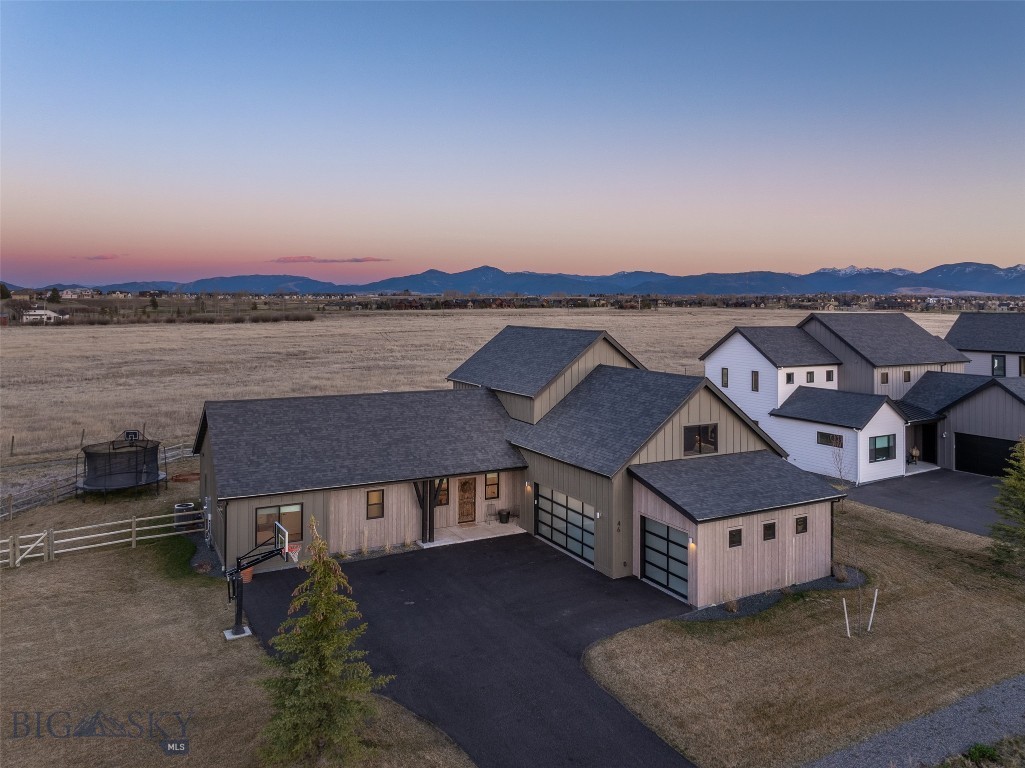 46 Creekbank Lane