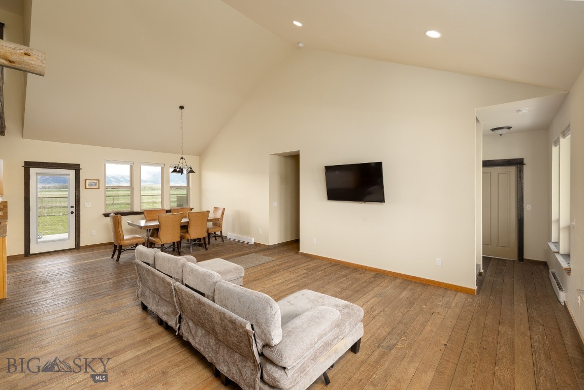 1704 Roundup Boulevard