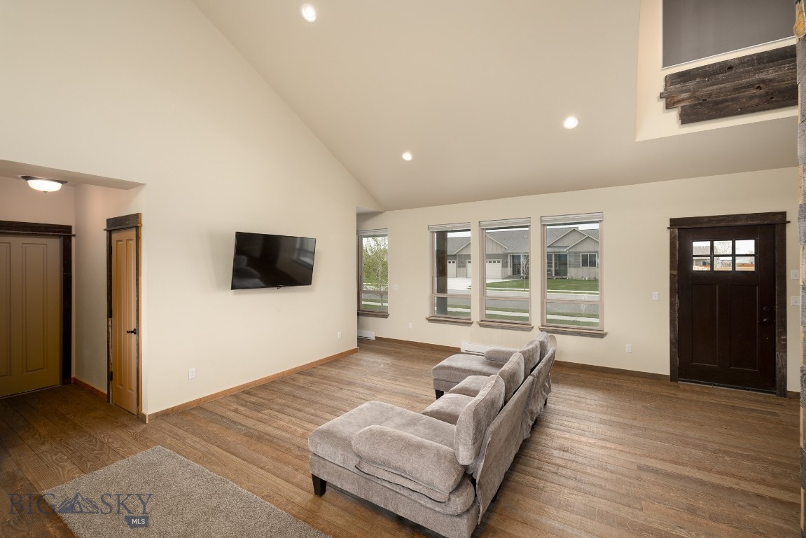 1704 Roundup Boulevard