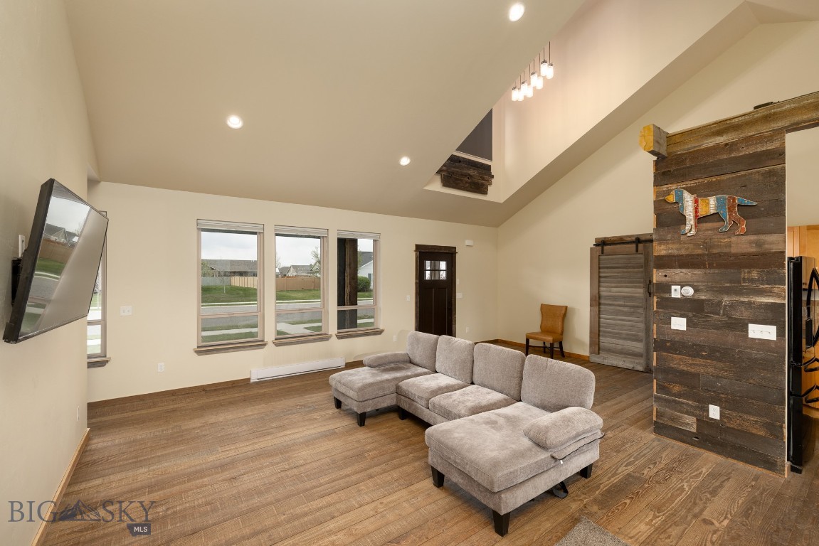 1704 Roundup Boulevard