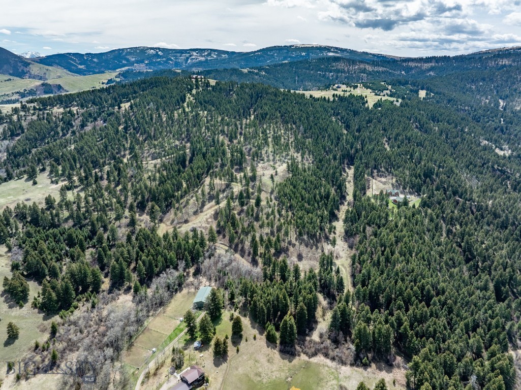 15 AC Elk Ridge Road