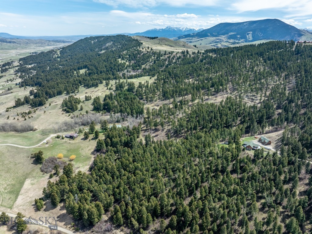 15 AC Elk Ridge Road