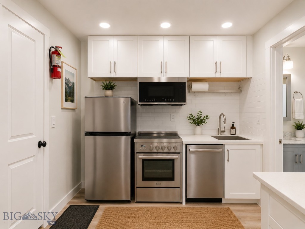 21 SittingBull Road Road 1190
