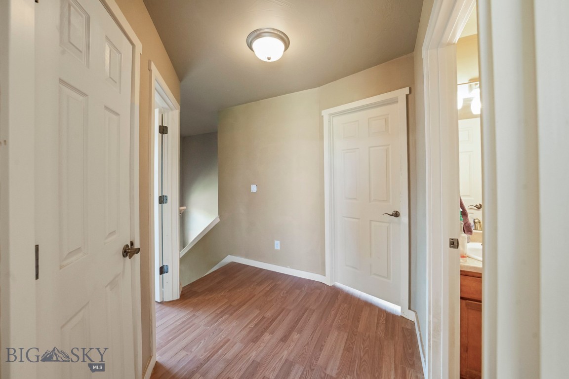830 N 12th