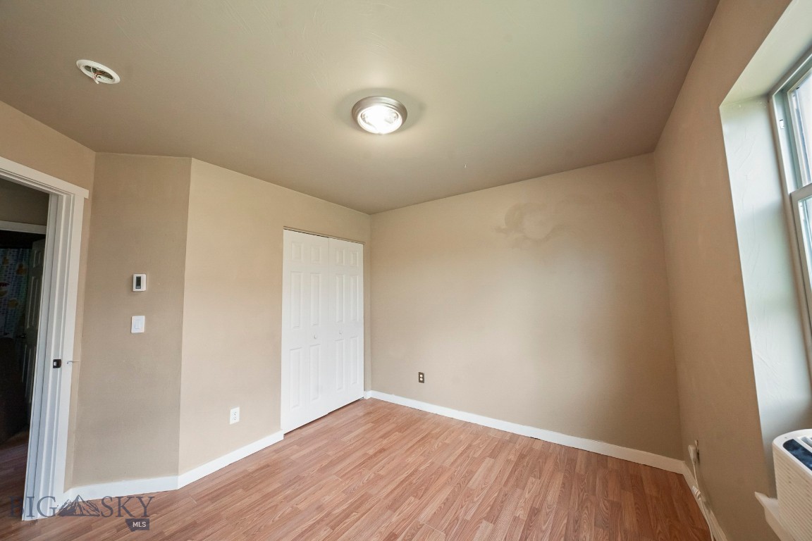 830 N 12th