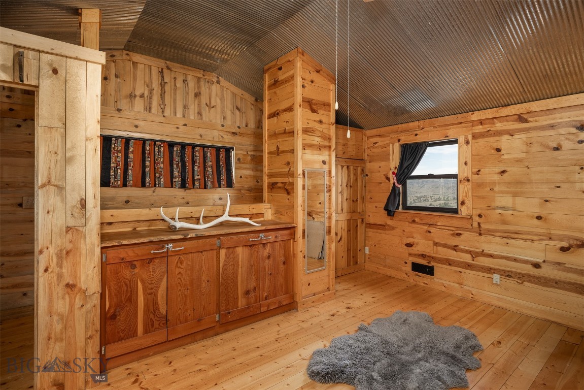 13575 Crystal Mountain Road