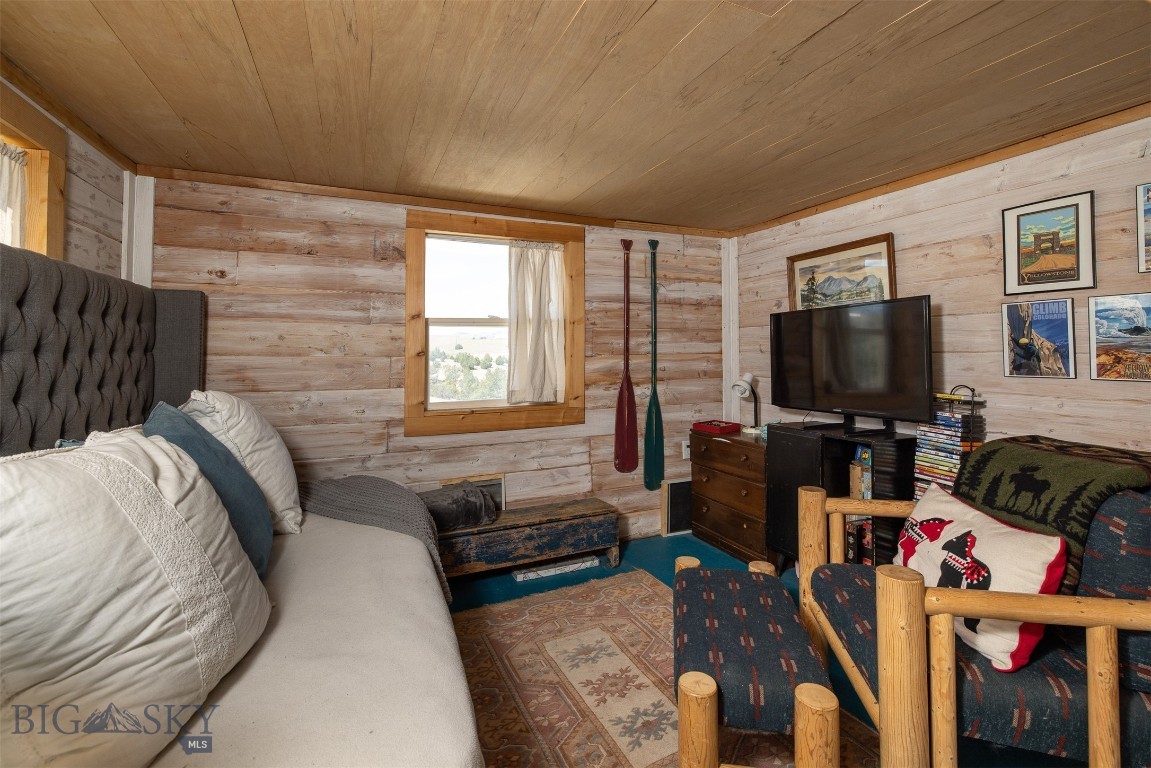 13575 Crystal Mountain Road