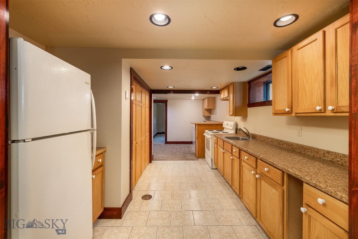 422 N 11th