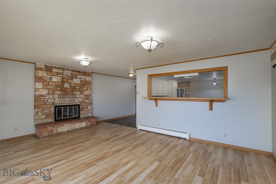 422 N 11th