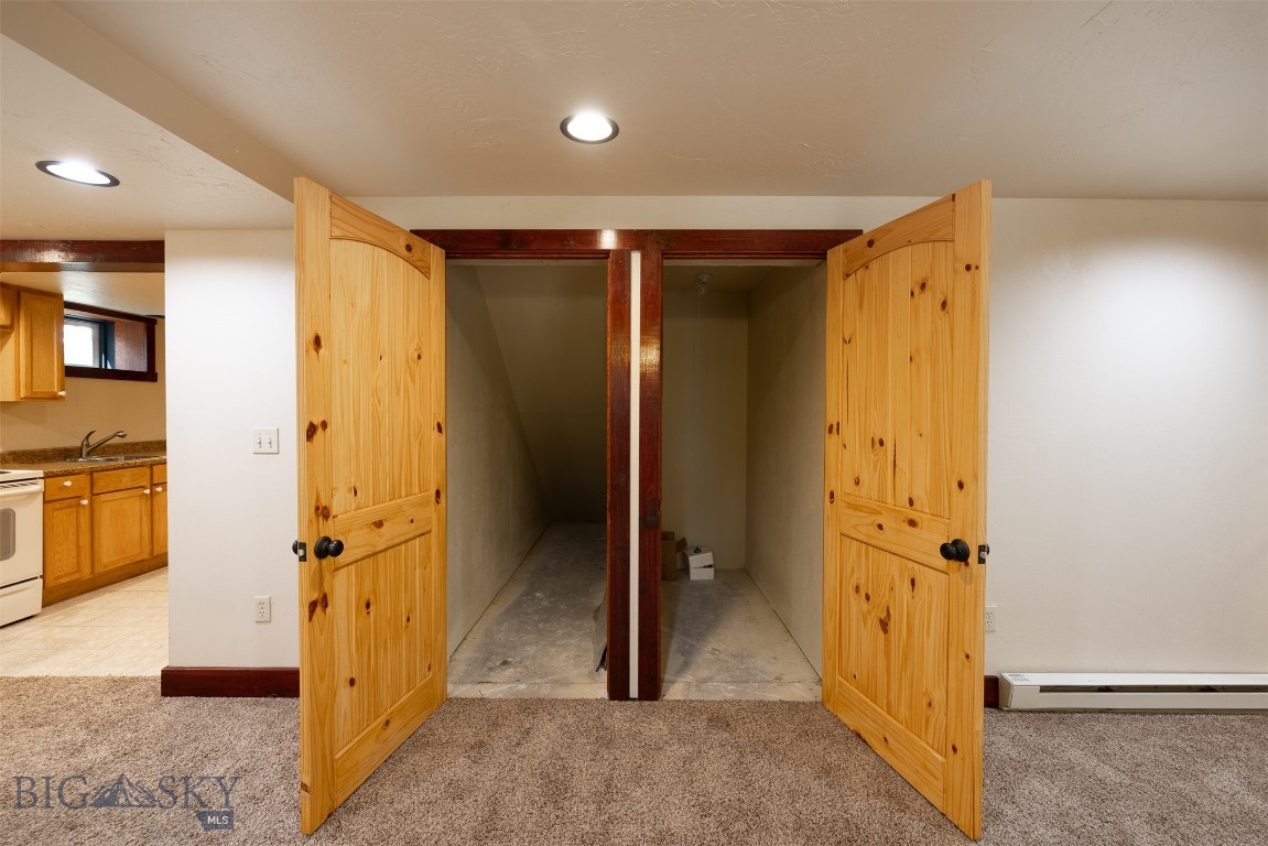422 N 11th