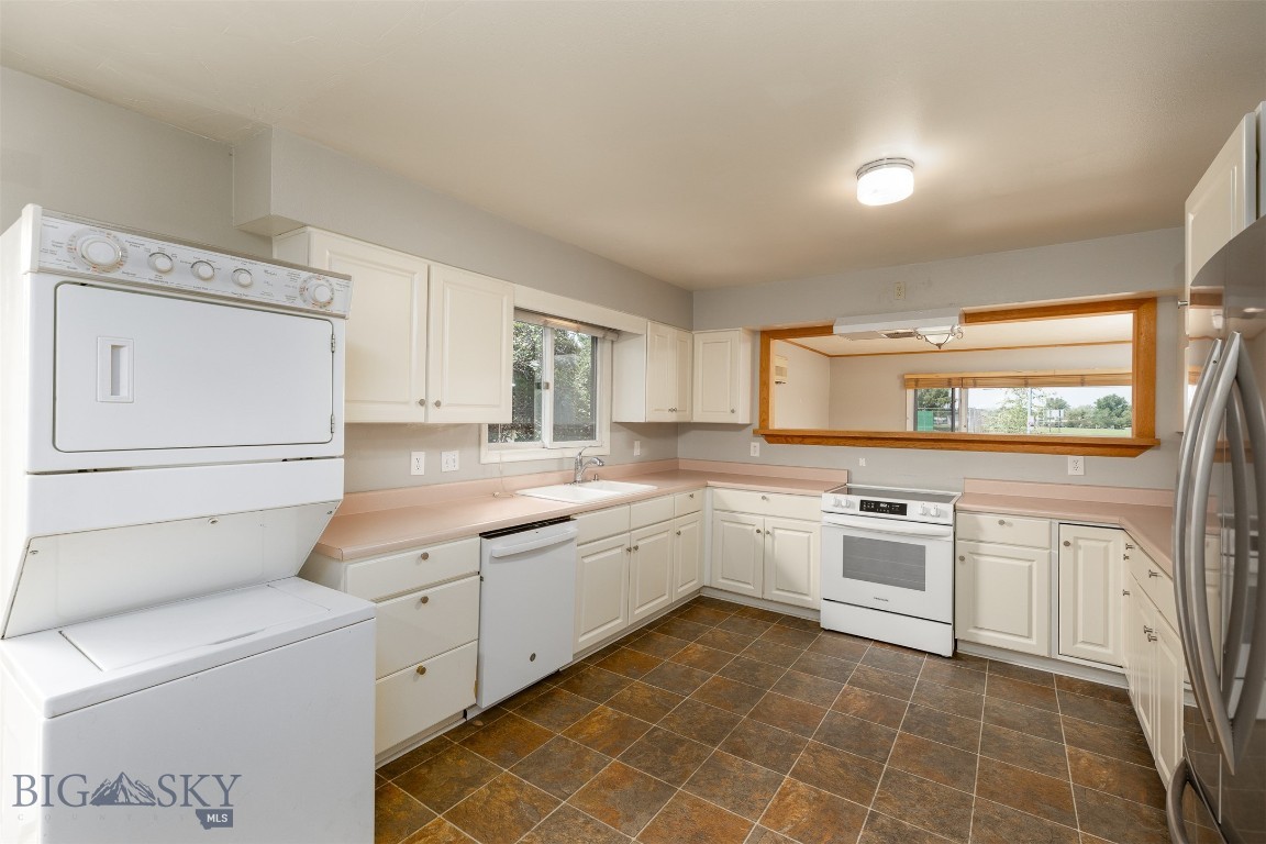 422 N 11th