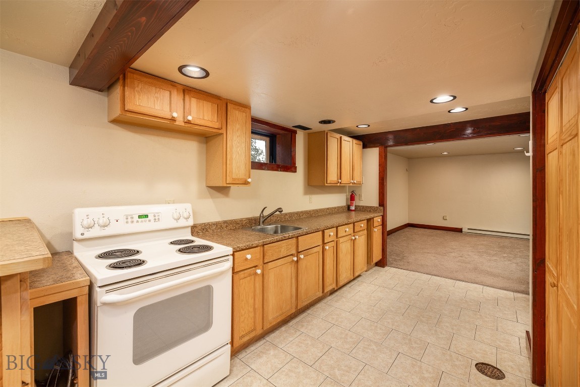 422 N 11th