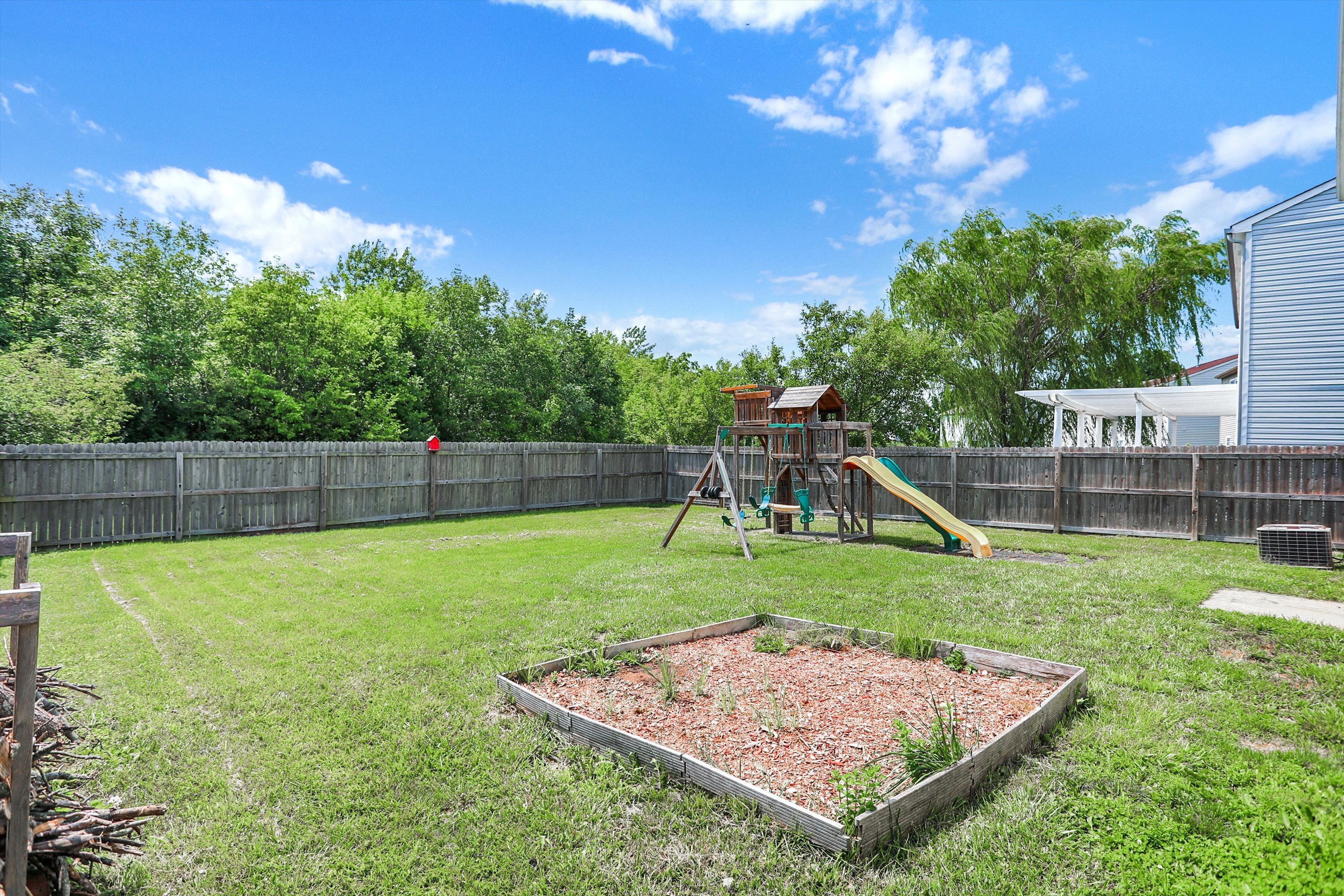 8616 Aylesworth Drive