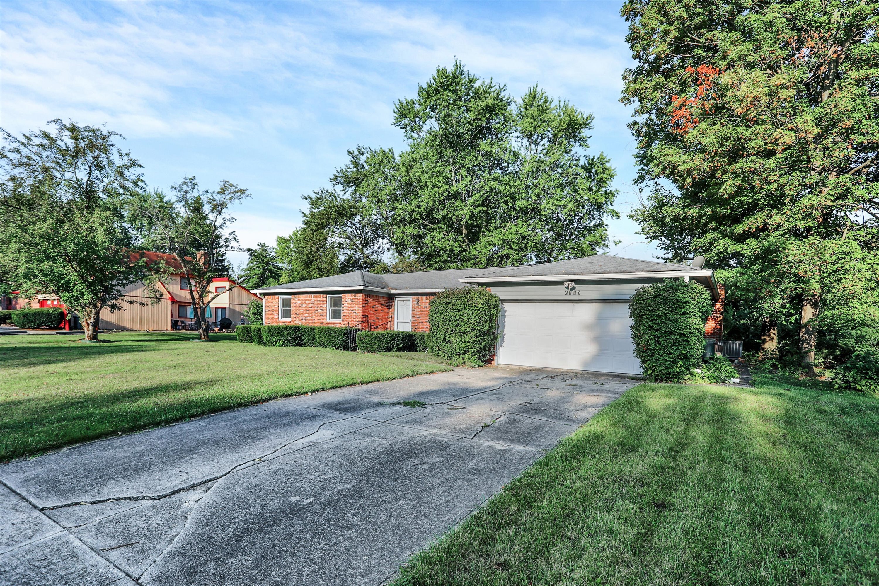 6110 Foxwood Lane