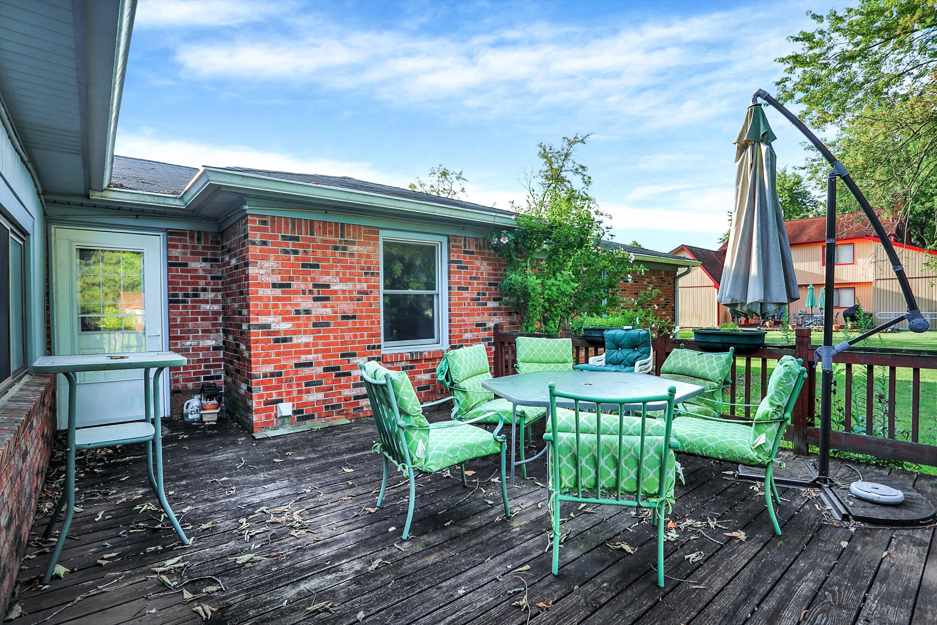6110 Foxwood Lane