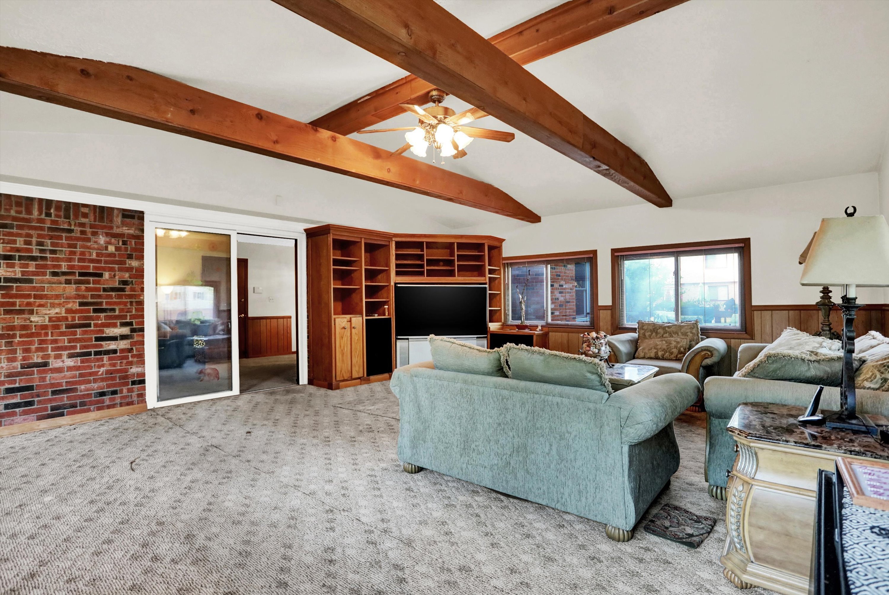 6110 Foxwood Lane