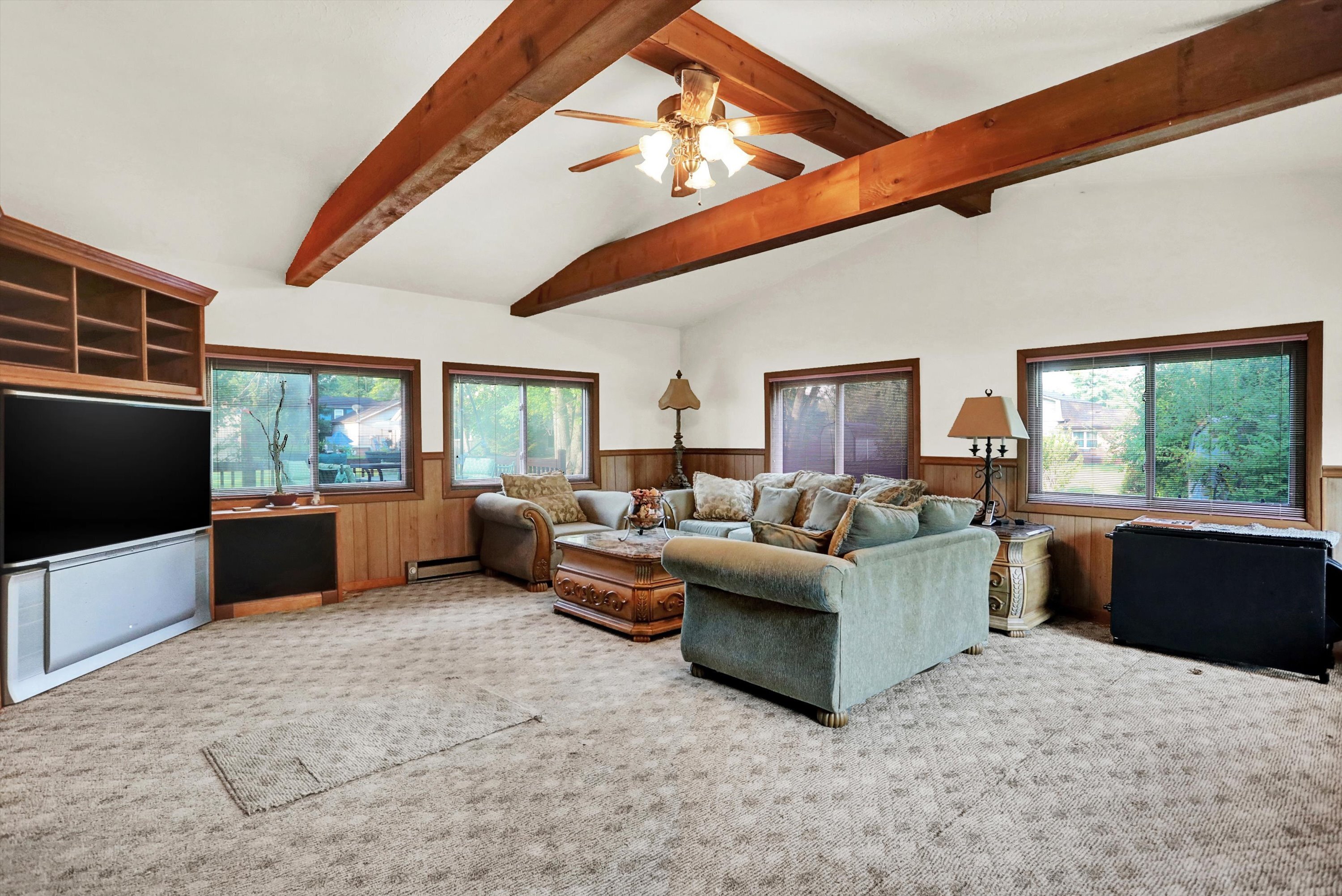 6110 Foxwood Lane