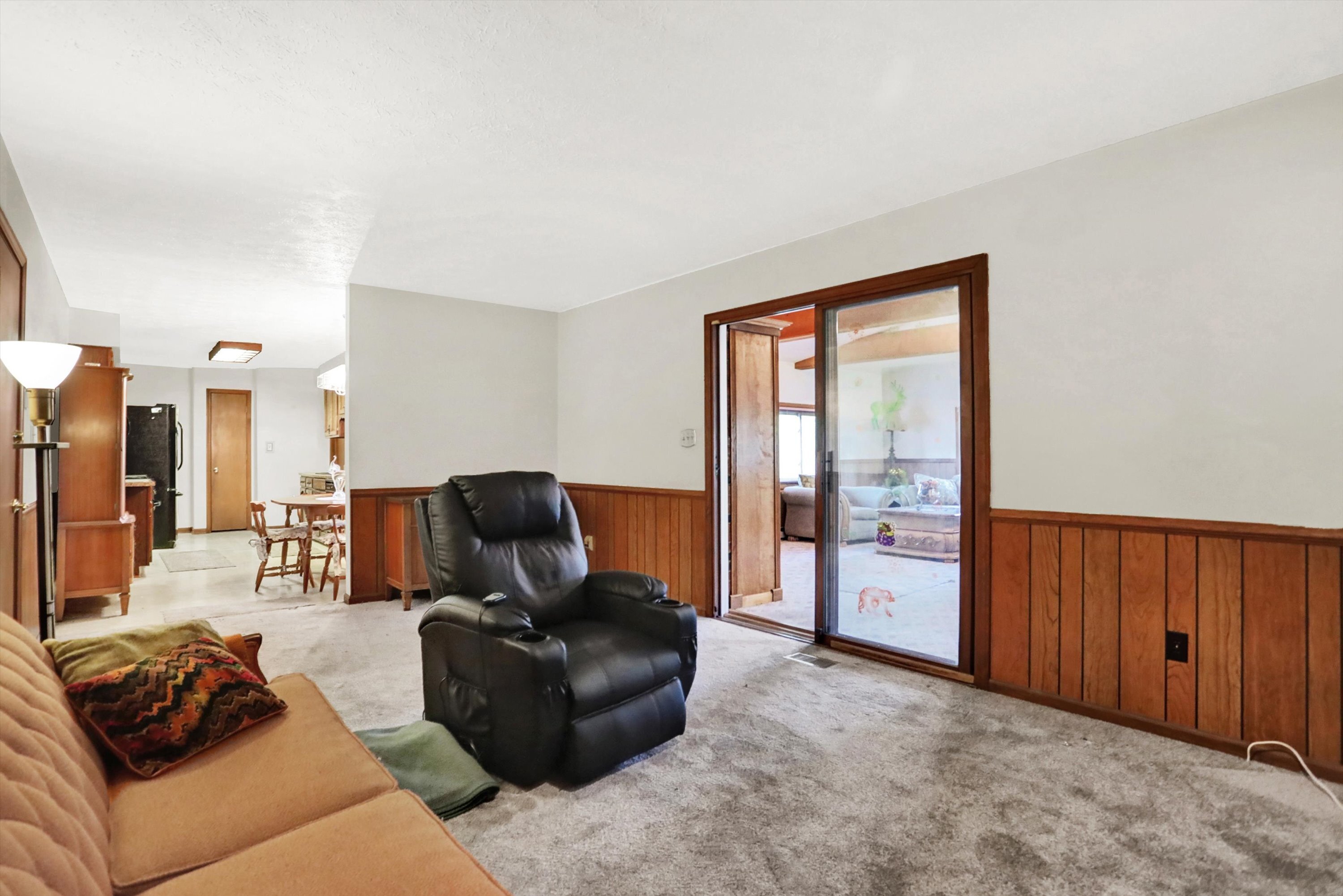 6110 Foxwood Lane