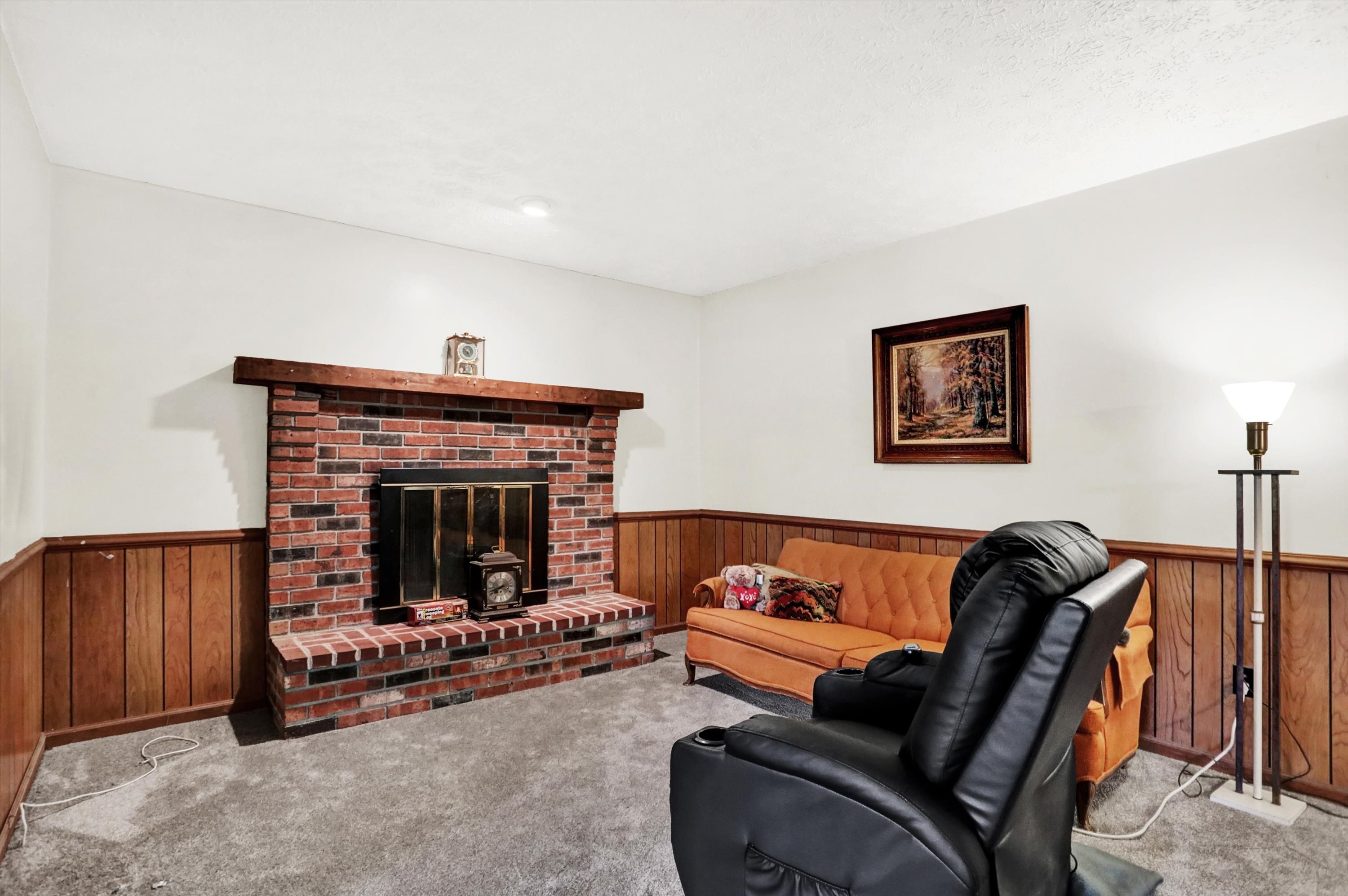 6110 Foxwood Lane