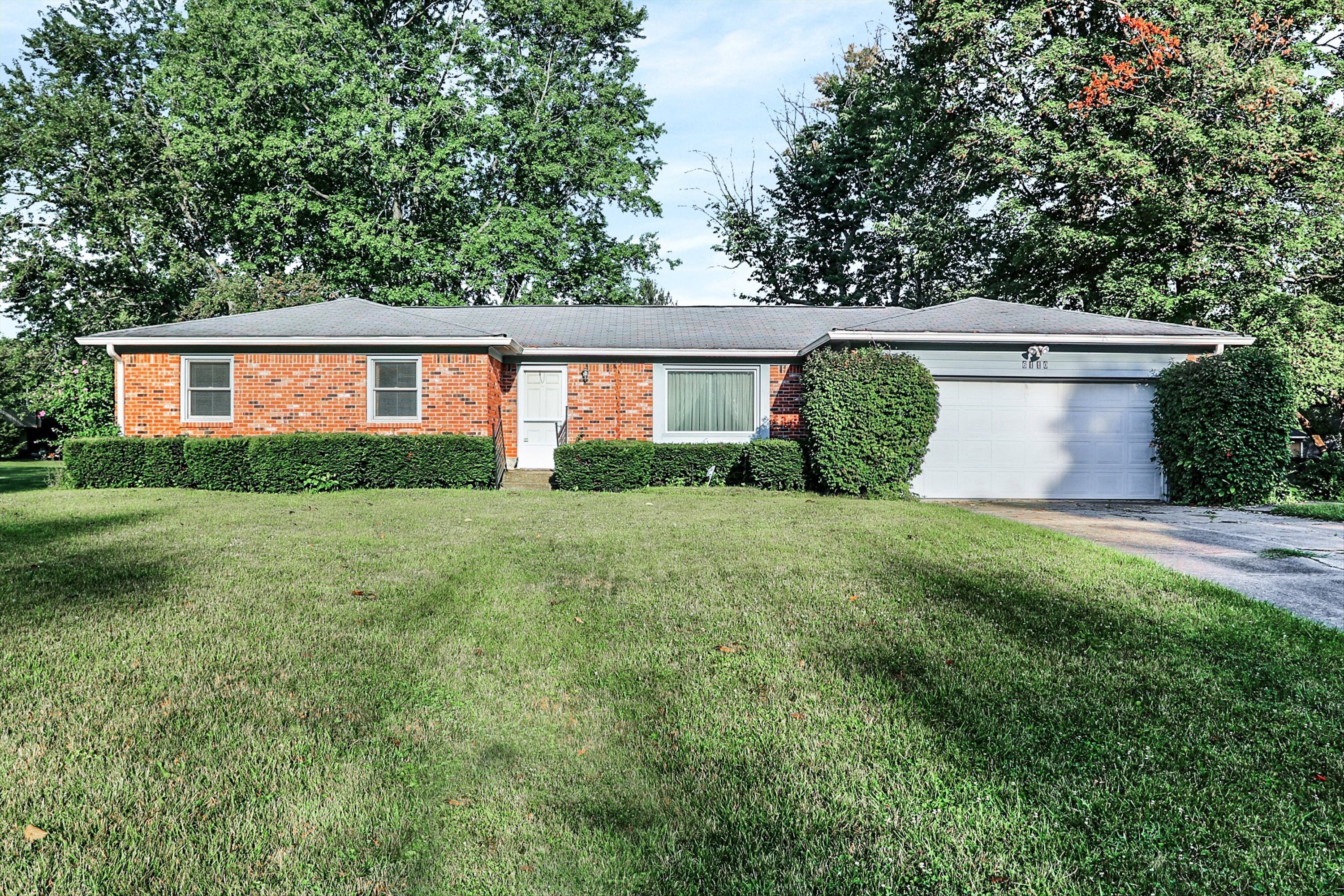 6110 Foxwood Lane
