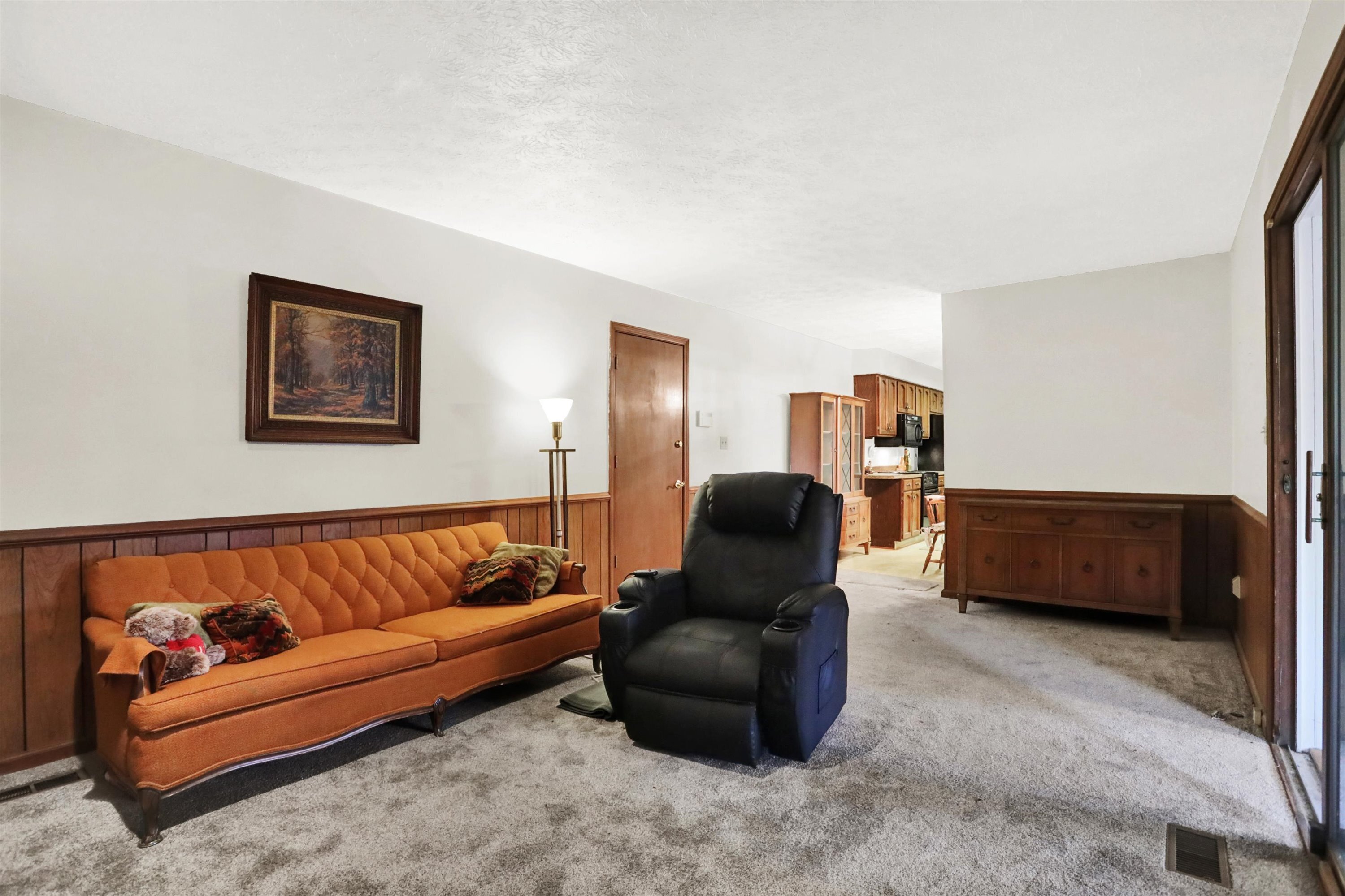 6110 Foxwood Lane