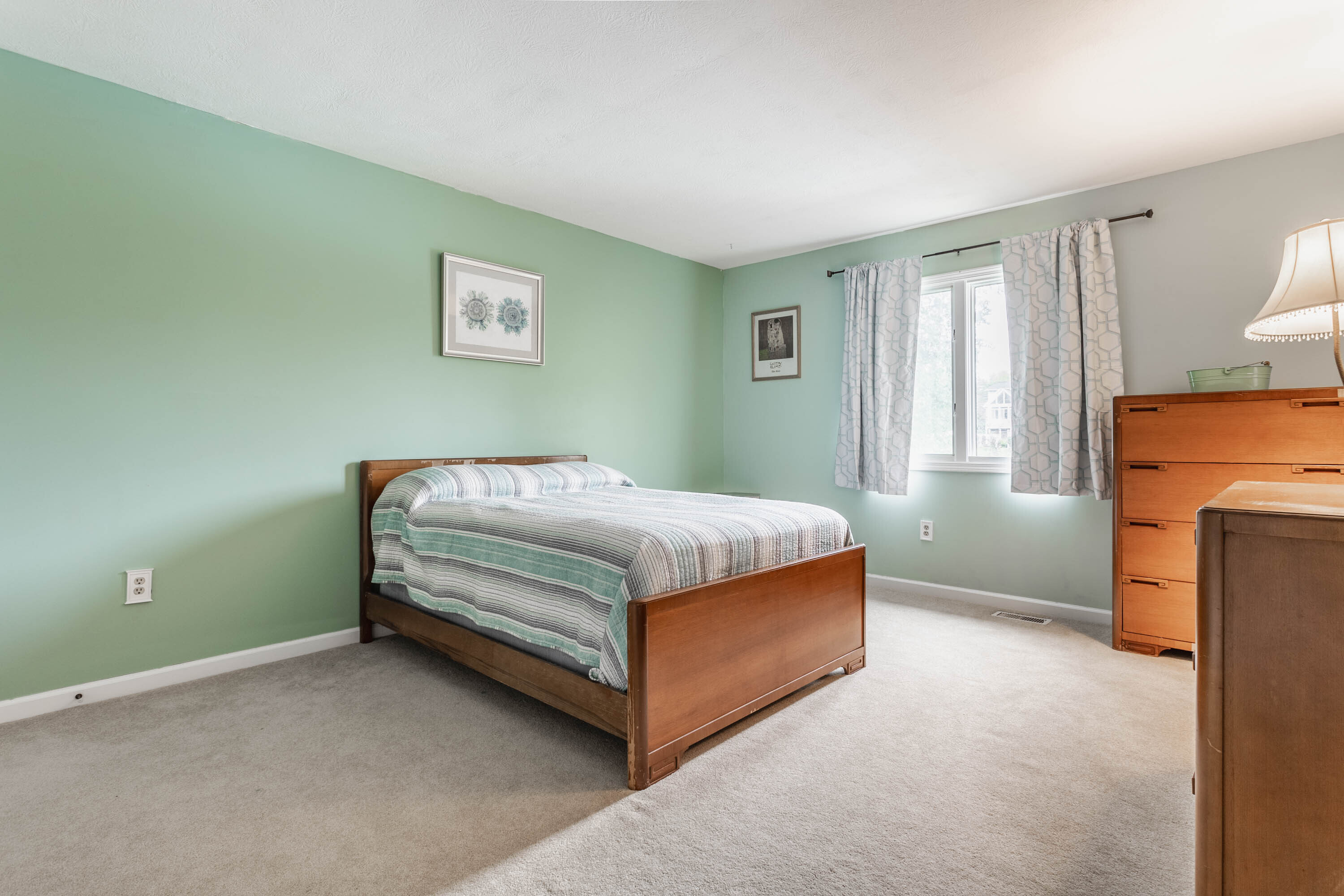 6625 Greenridge Drive