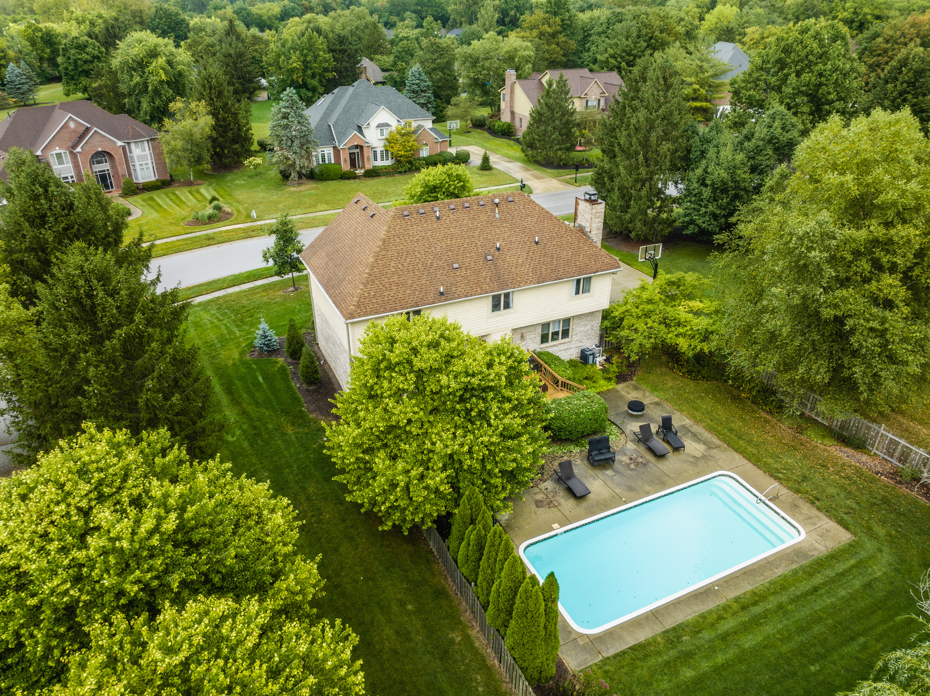 6625 Greenridge Drive