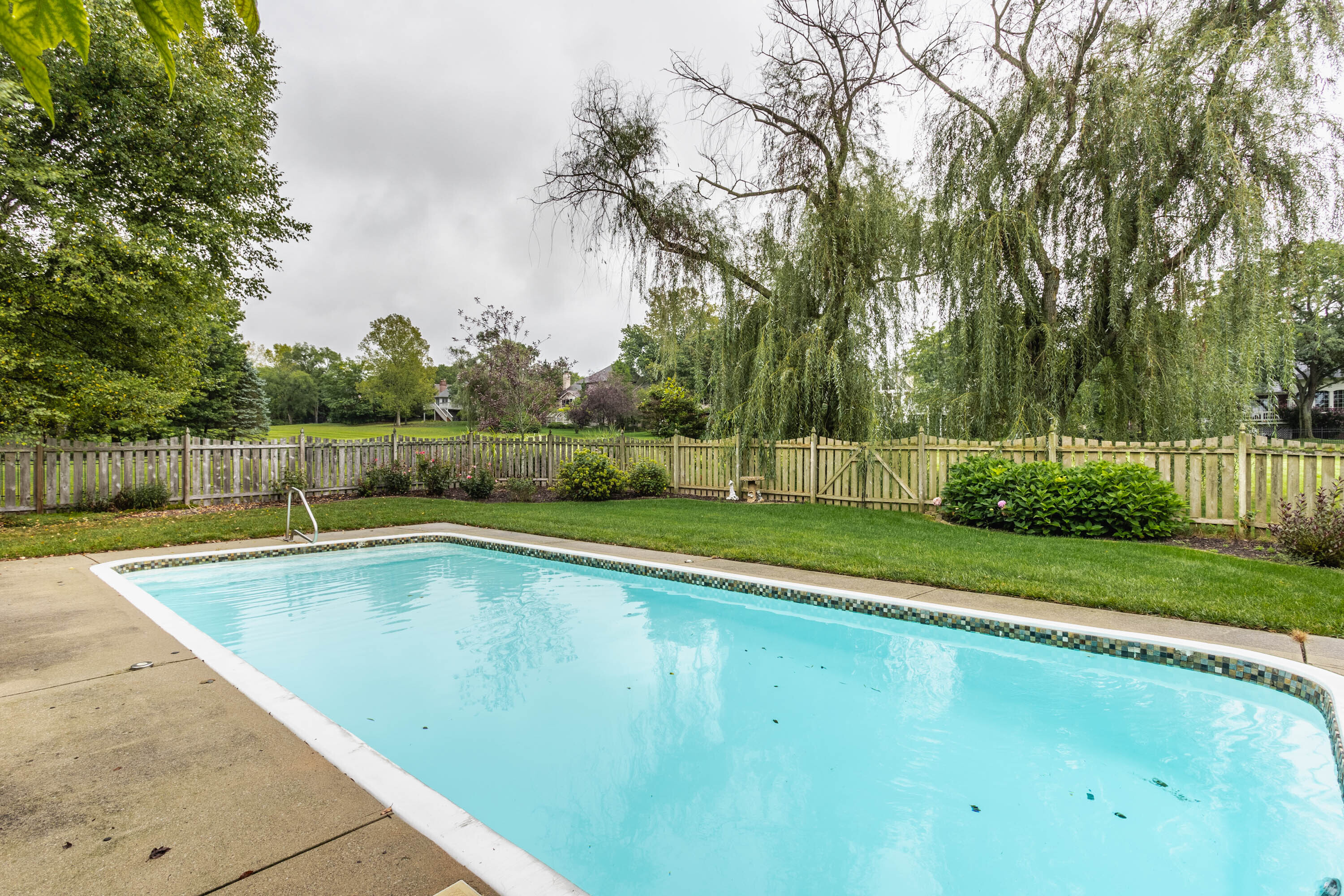 6625 Greenridge Drive