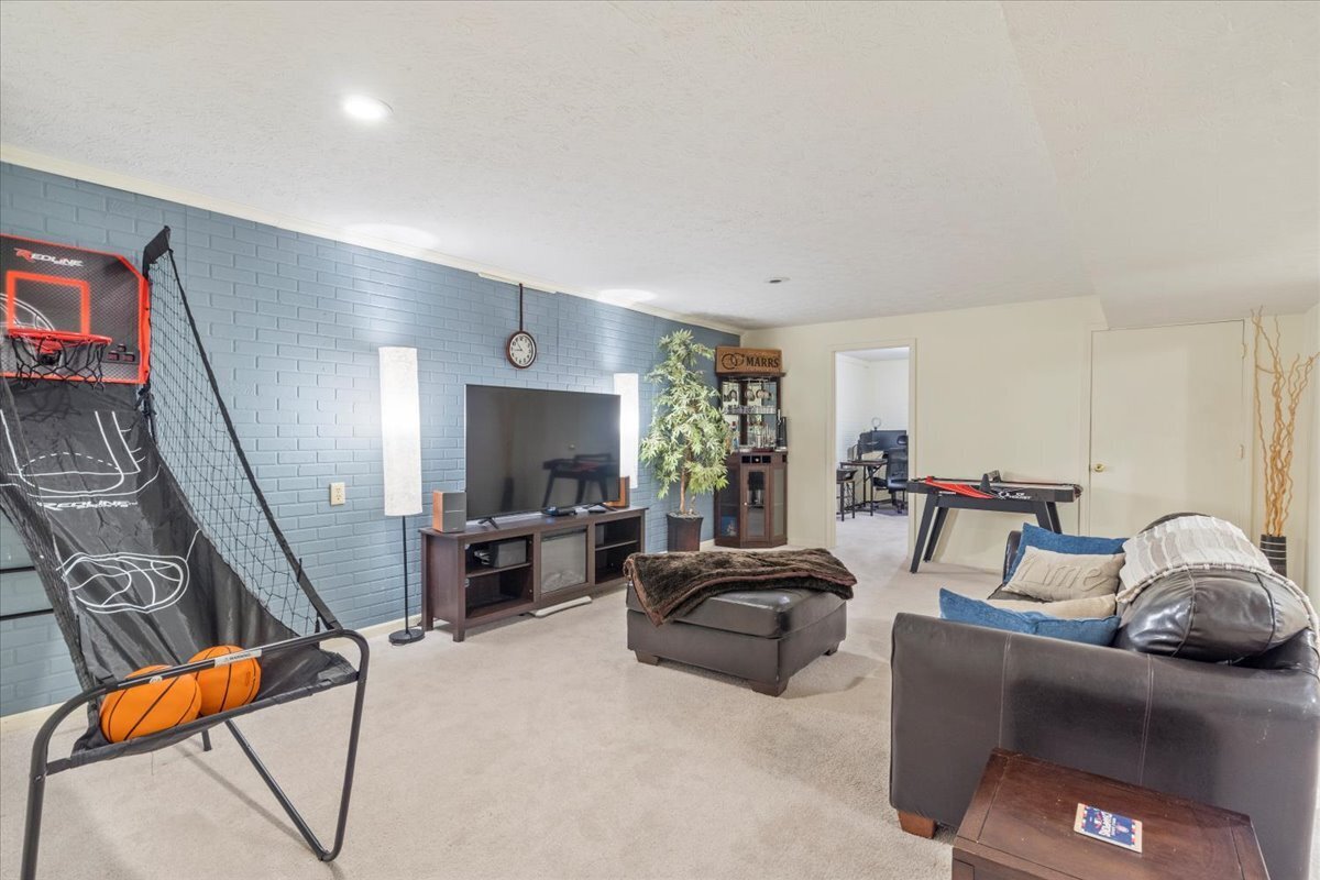 7650 Bancaster Drive