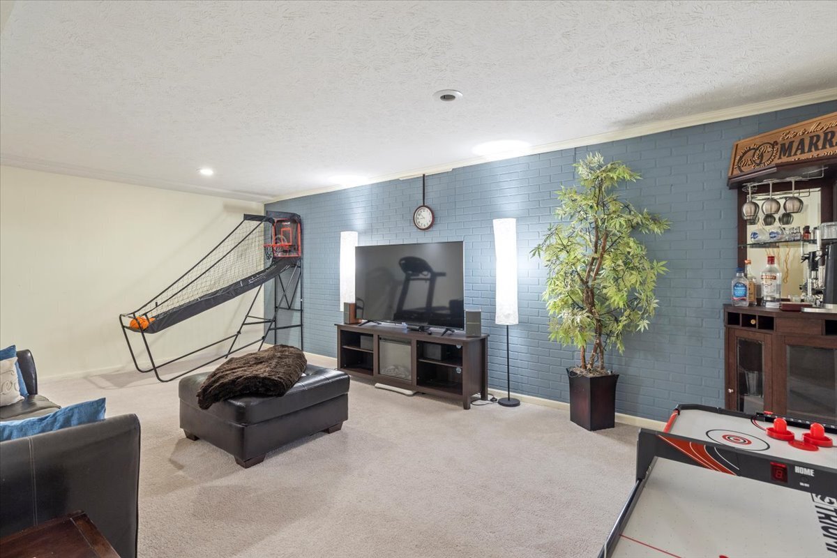7650 Bancaster Drive