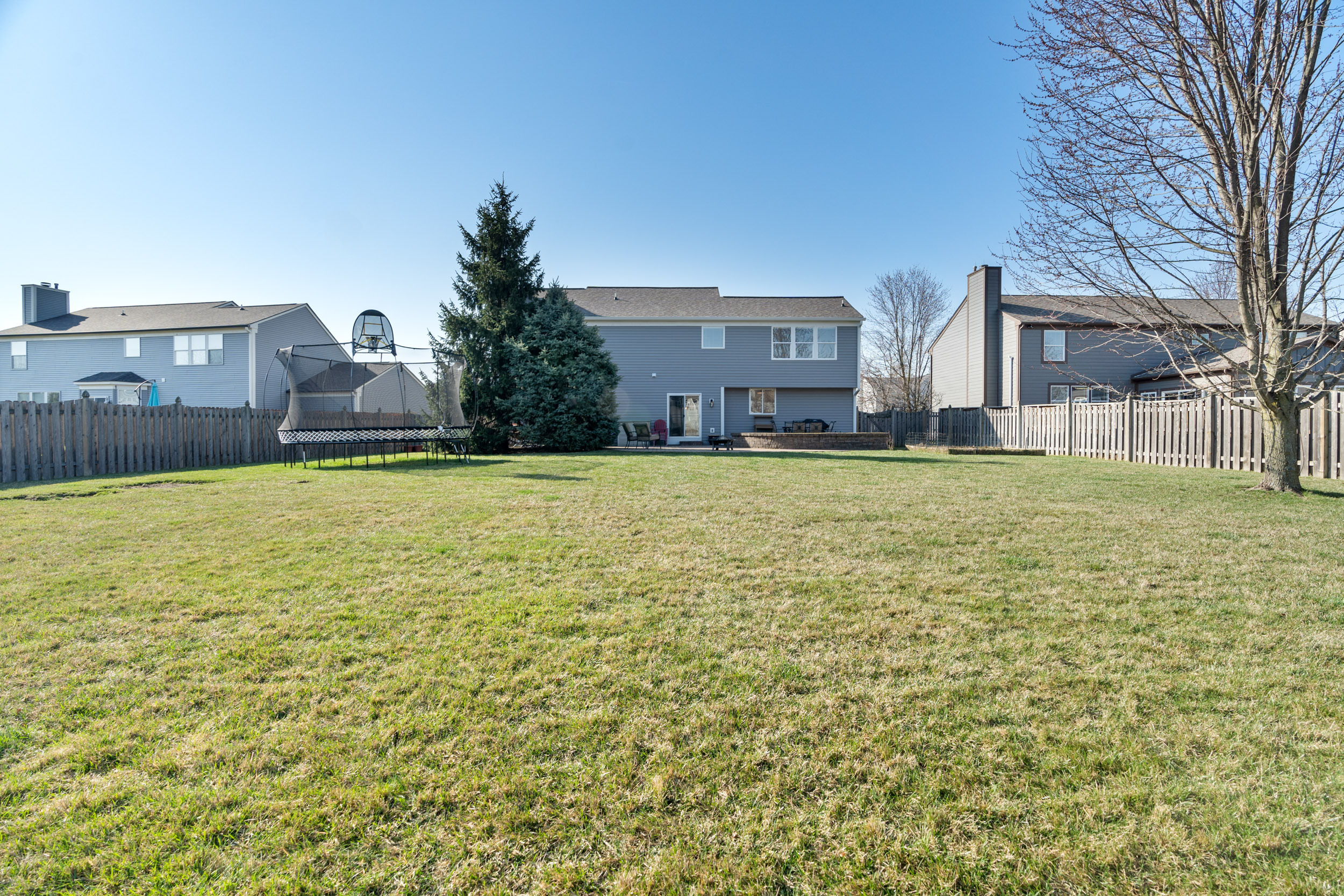 56 E Wisteria Way